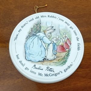 Wedgewood of Etruria & Barlaston Beatrix Potter Peter Rabbit  wall plaque